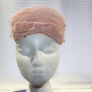 vintage 1940's LaRose Debette Pillbox hat with veil in original box